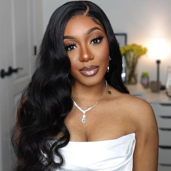 Easy-Wear Body Wave Pre-Cut Glueless 6x5 Lace Front Wig C-part Pre-bleached Knots Beginner-Friendly Human Hair